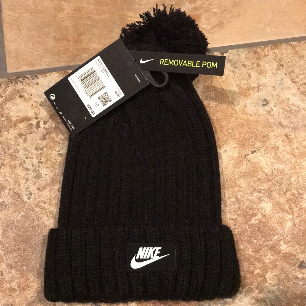 NWT Nike beanie